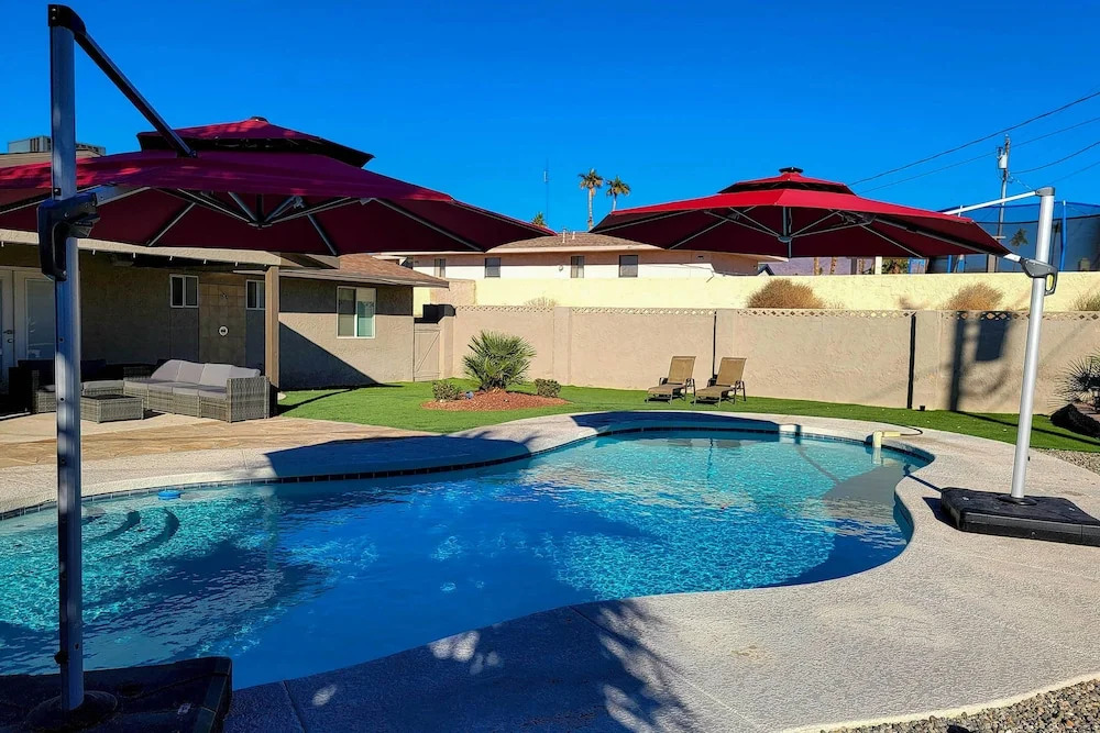 Private Pool & Patio: Modern Lake Havasu Home!