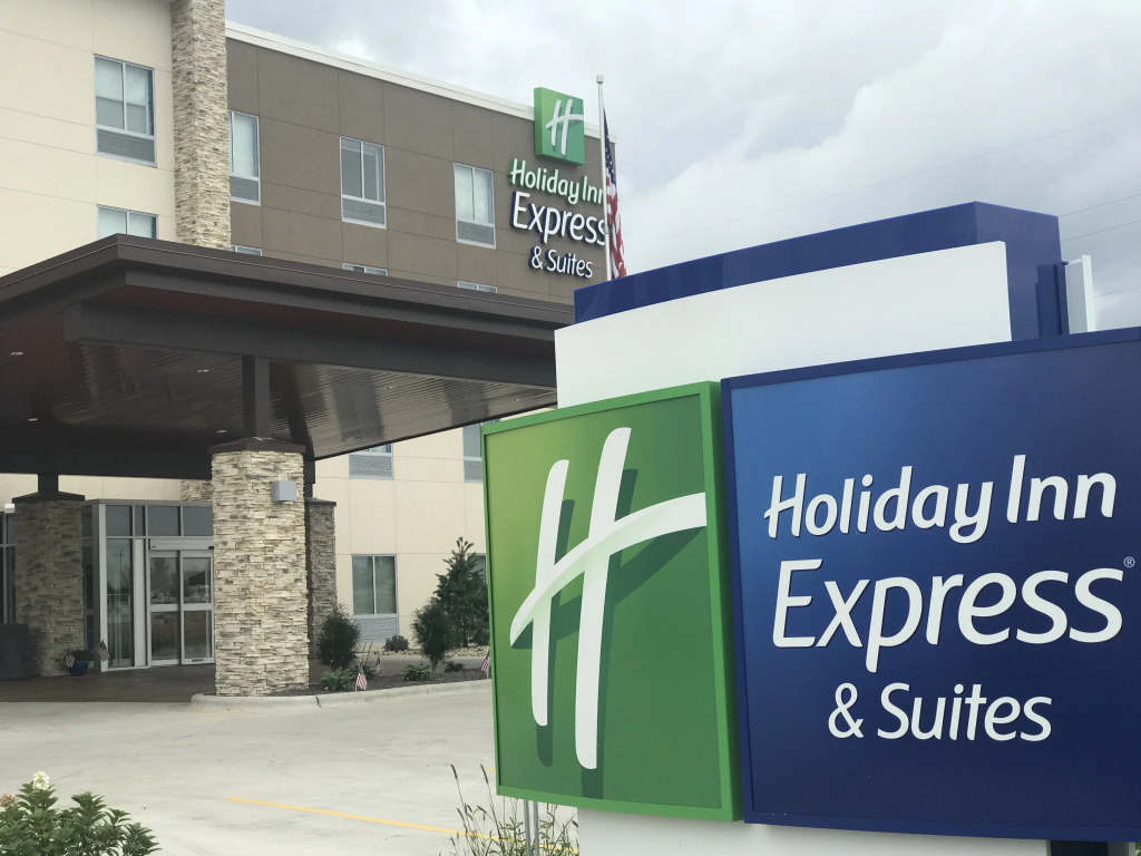 Holiday Inn Express & Suites Hannibal - Medical Center by IHG