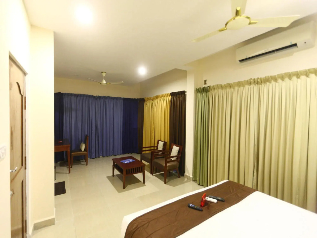 OYO Rooms ECR Off Uthandi Beach