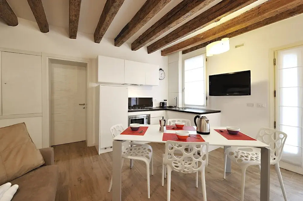 St. Mark'S Suite