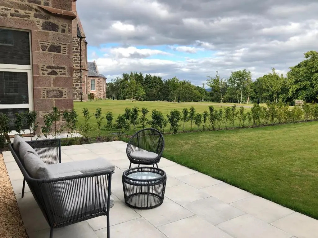 Great Glen Town House