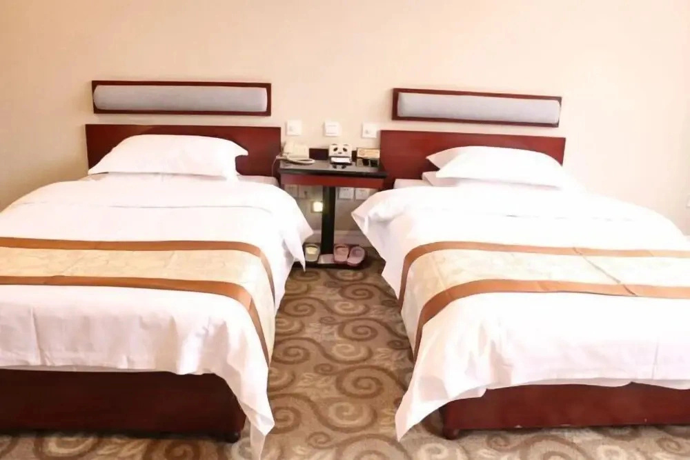 Enshi River View Yixin Hotel
