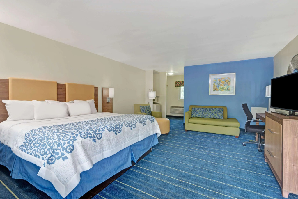 Days Inn by Wyndham Ridgefield
