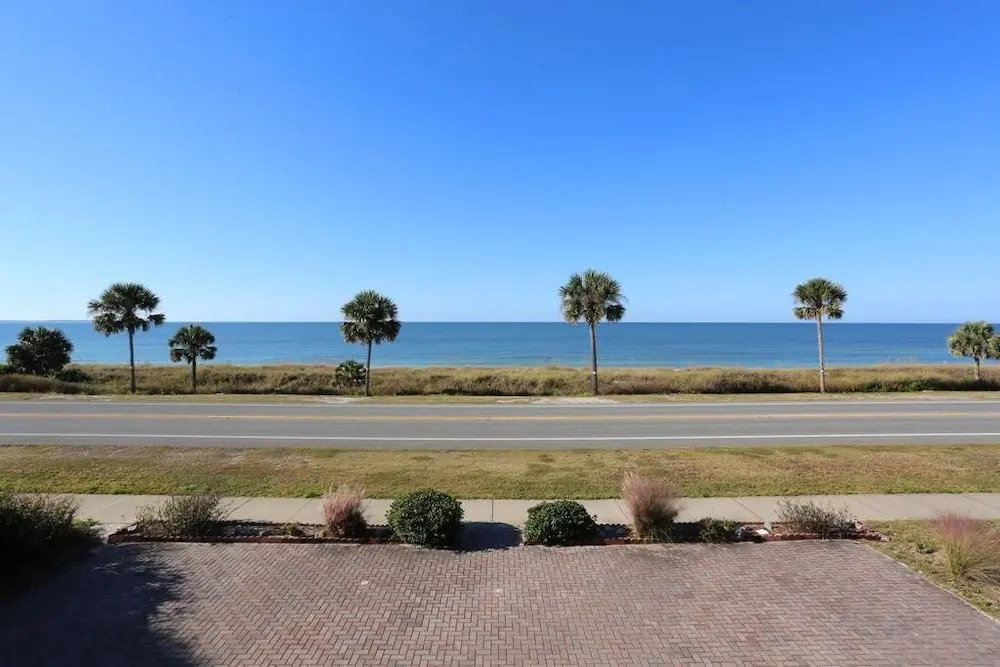 Reel Dreams Apartment 2 Bedroom