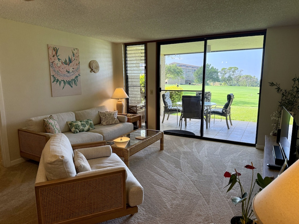 W Villas E104 condo