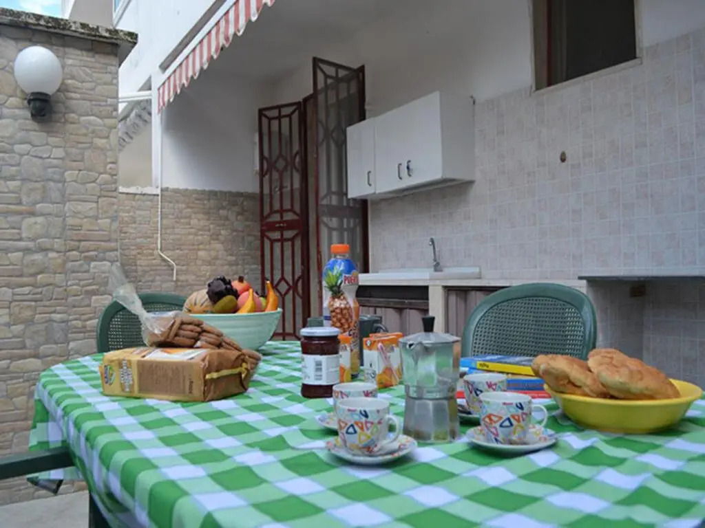 Apartment Near The Beach With Air Conditioning Pets Allowed