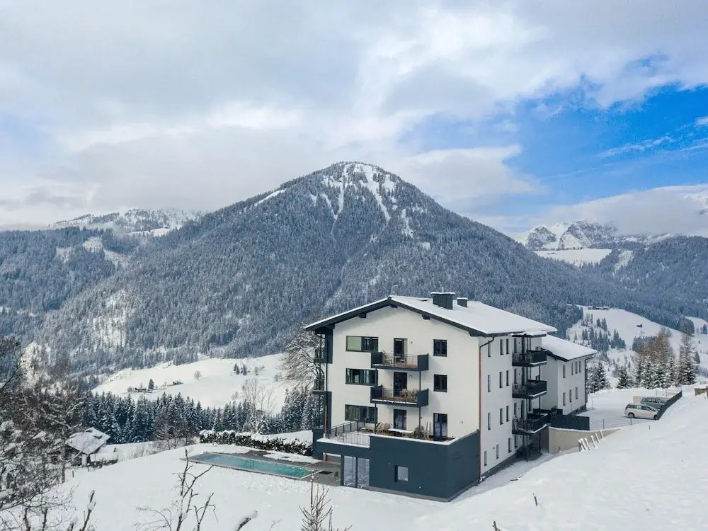 Superior Apartment With Shared Pool
