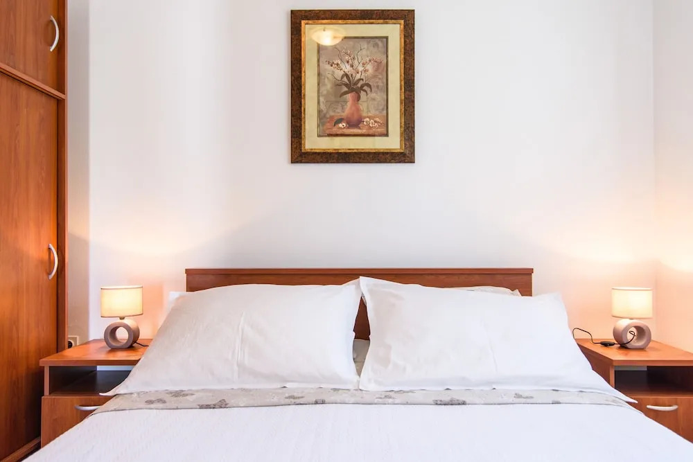 Apartments Beba - peaceful location