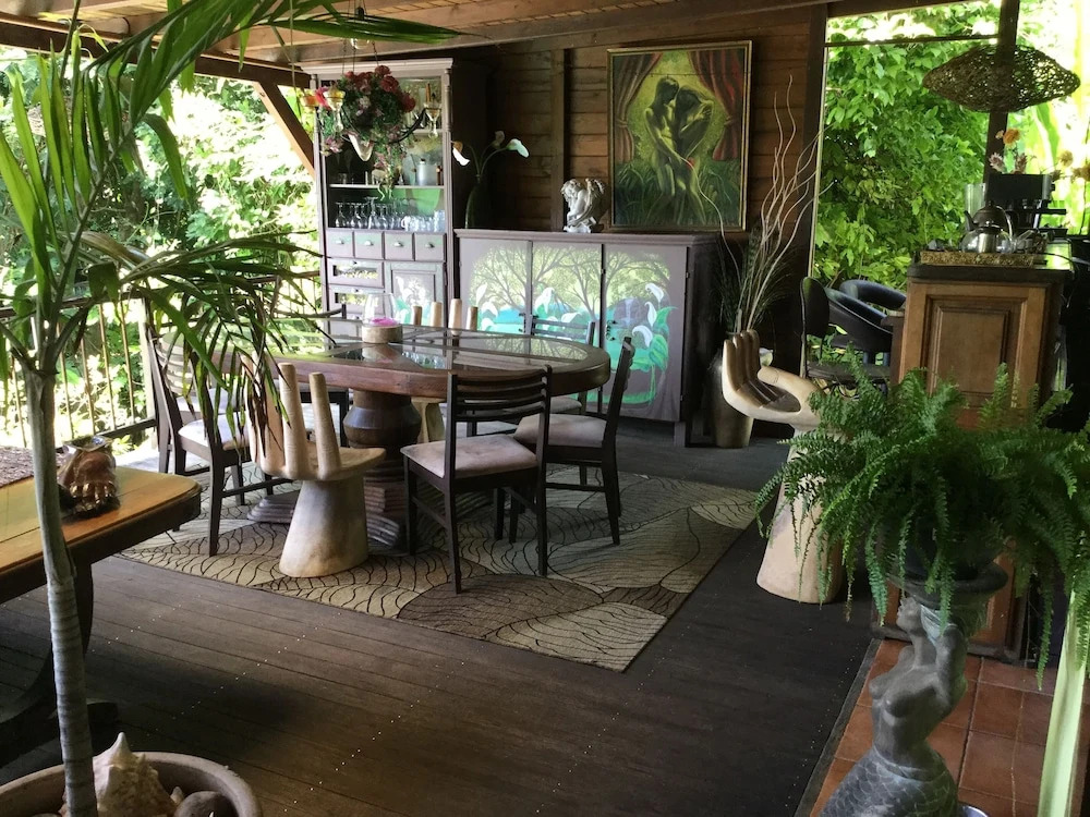 Racoon Lodge