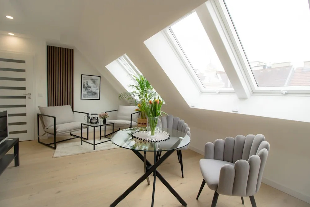 Stylish & Modern Apartment
