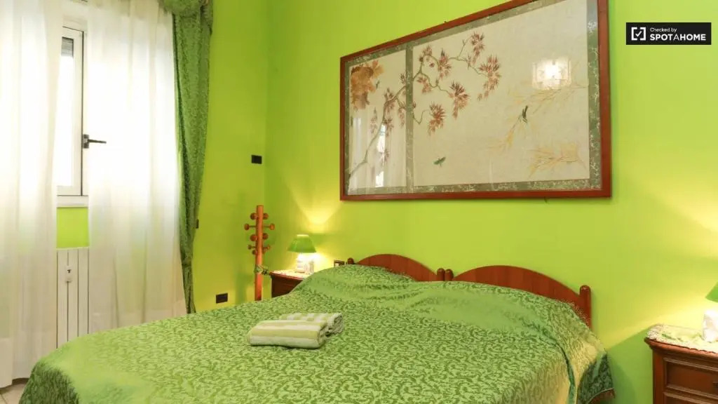 15 min from city center metro m1