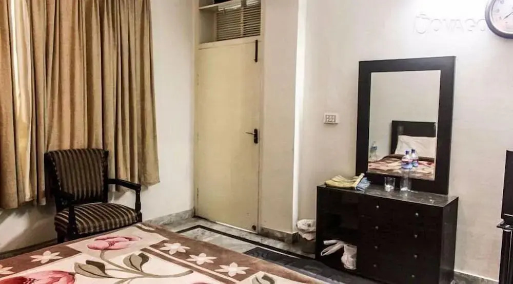 Islamabad Lodge
