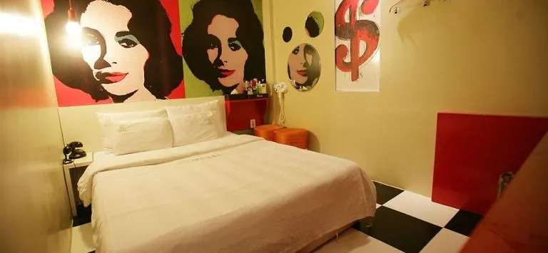 M2 Motel