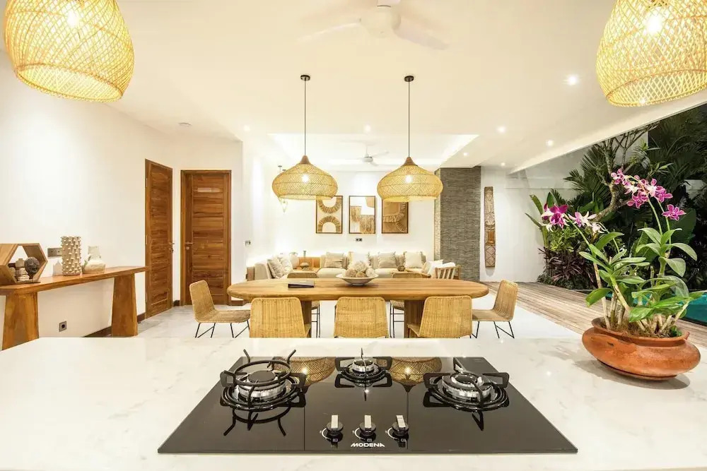 Brand New 4br Villa 400 to Finns Canggu