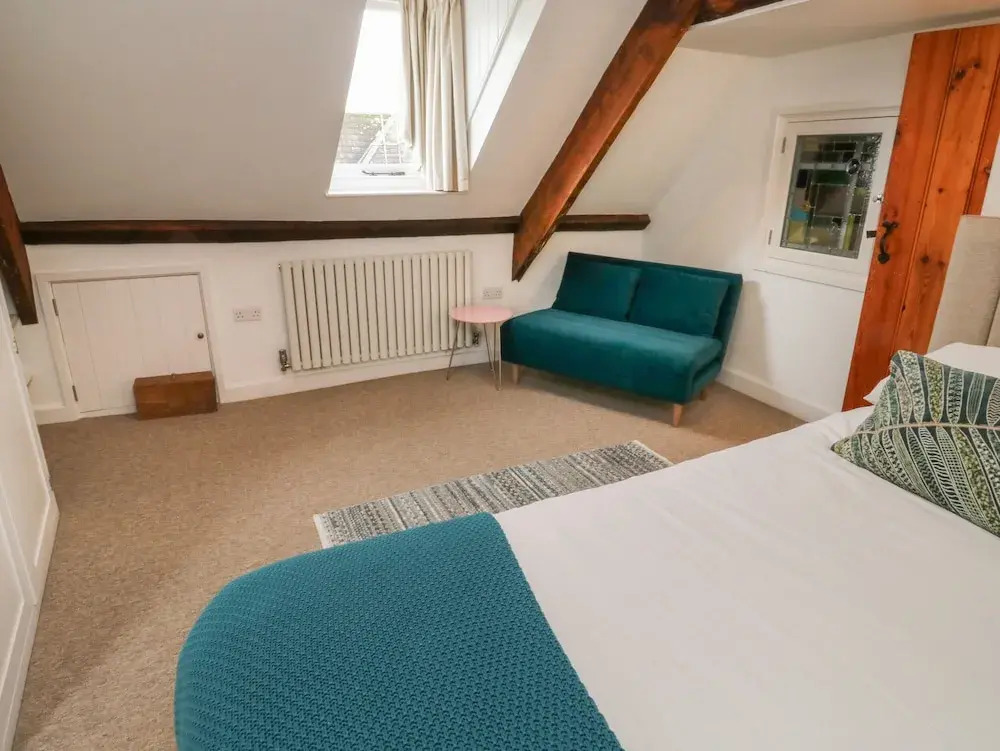 Lands House