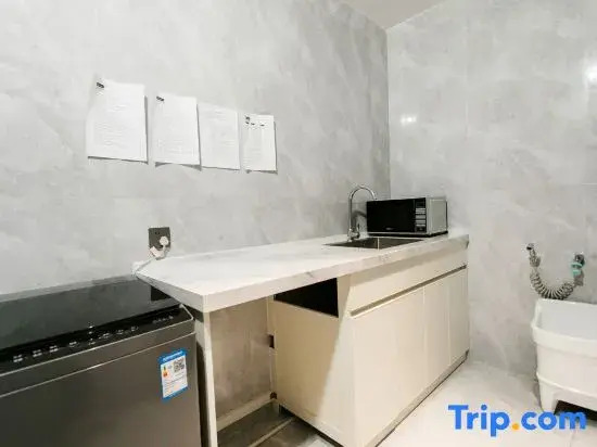 Home Inn Huaxuan Collection Hotel (Jingzhou Station Fangte Branch)