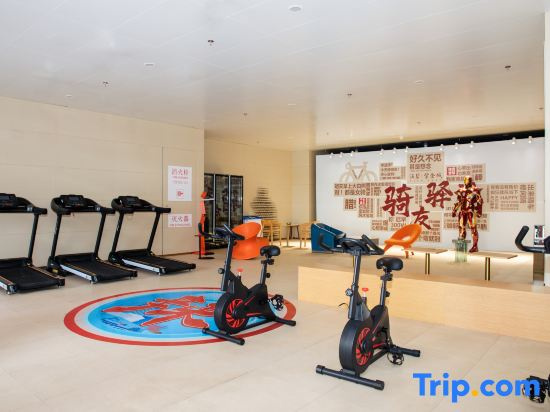 Hanbi Purple City Hotel (Jindong District Government Store, Dayanhe Street Subway Station, Jinhua)