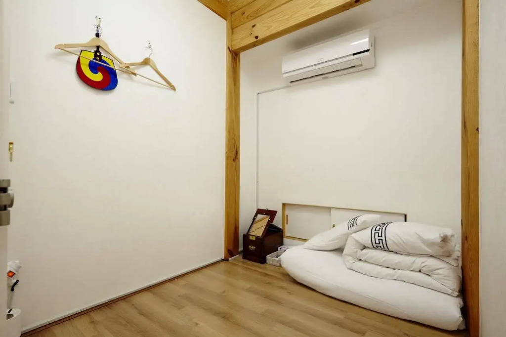 Hanok 24 guesthouse Gyeongbokgung