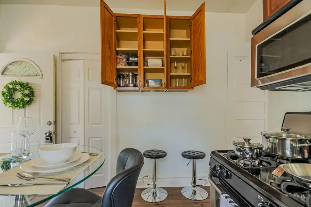 Comfy One Bed Apartment in Forest Park