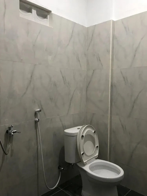 OYO 2129 Toar House Manado
