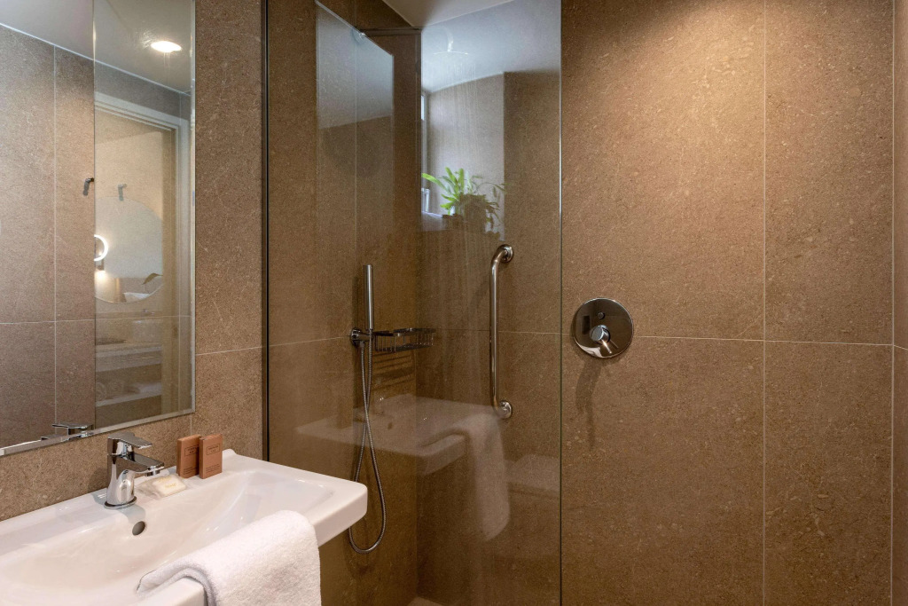 KoSea Boutique Hotel