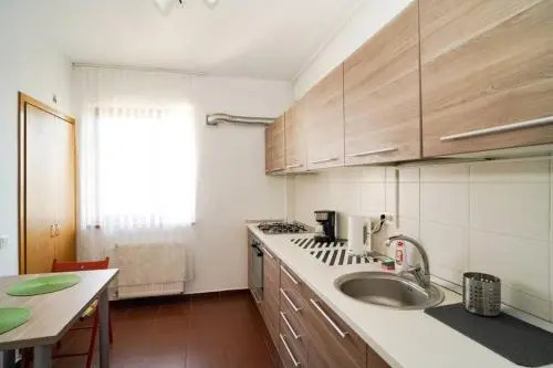 Sky Modern 1 Br Apt W/ Free Parking