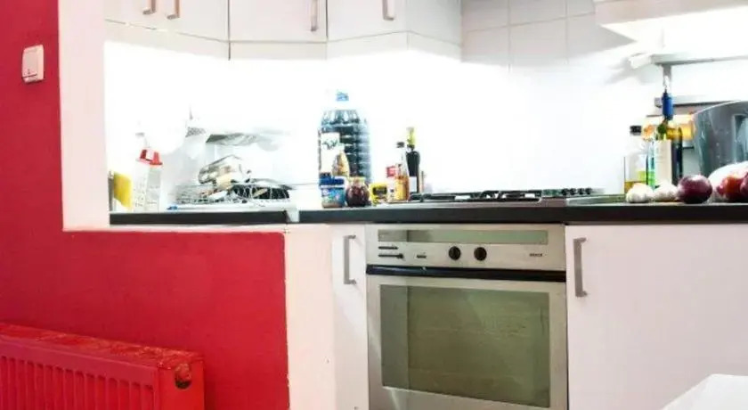 Sfatului Apartment
