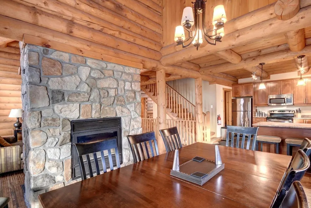 Chalet Sioux