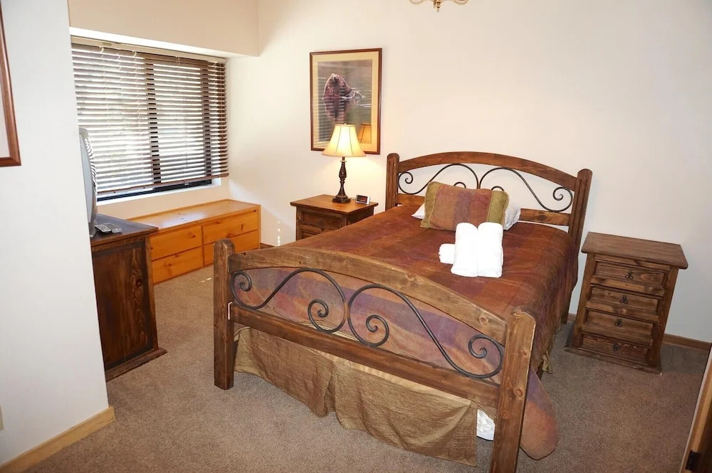 633 3 Bedroom Home