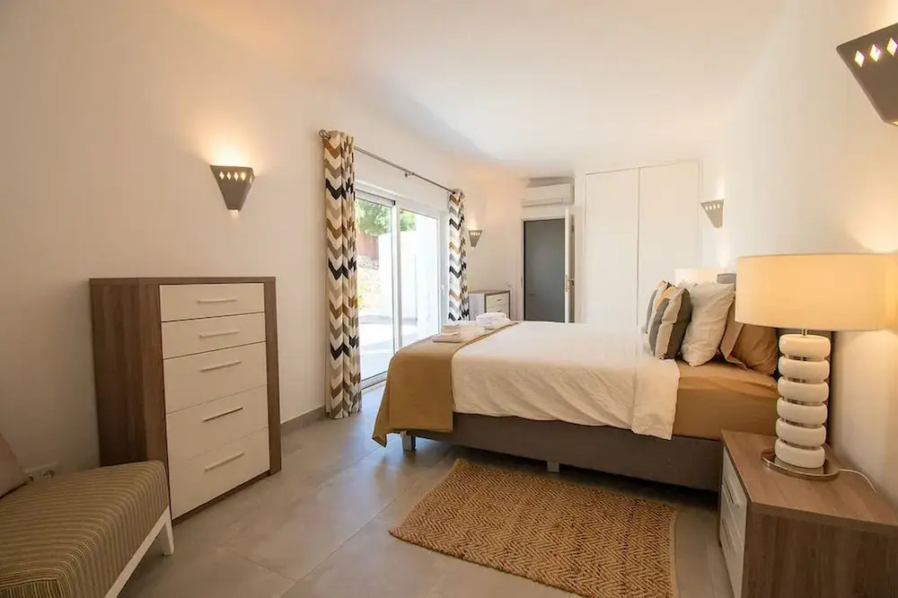 Lavanda Magnificent Five Bedroom Villa in Carvoe