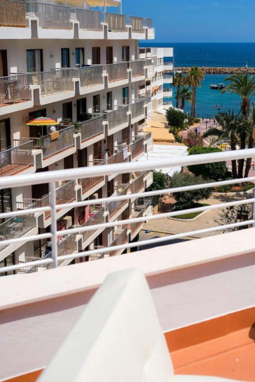 S'Alamera Suites Hotel & Apartments