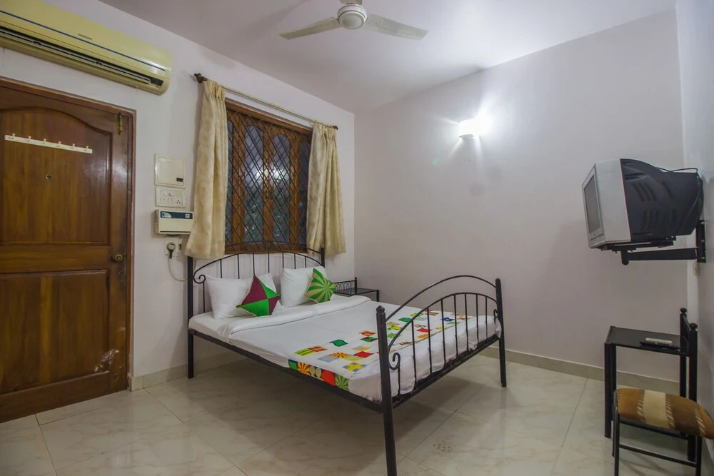 OYO 18661 Home Peaceful Stay Fatrade Beach