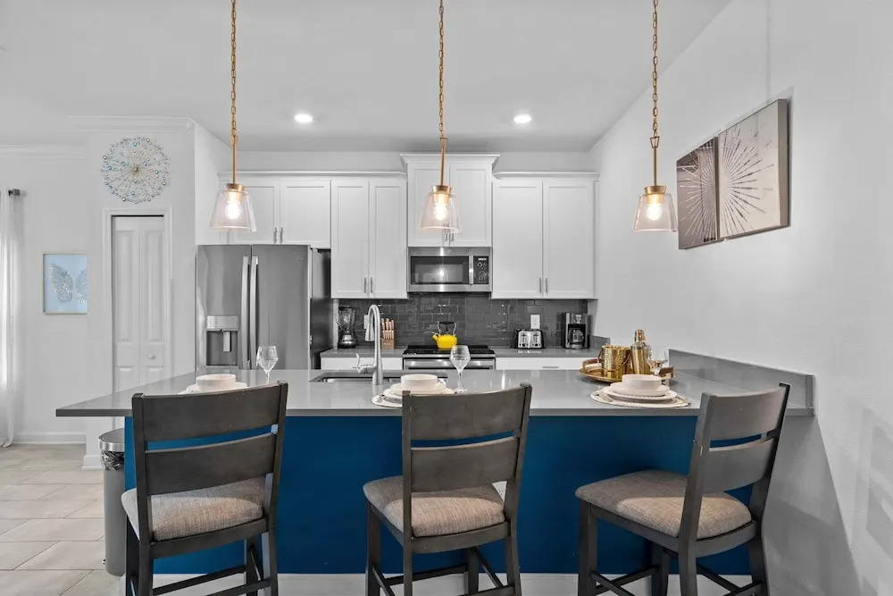 Gorgeous 5bed TH Close to Disney Water Park