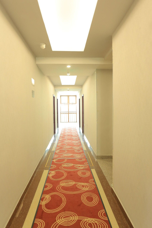 Obsidian Hotel
