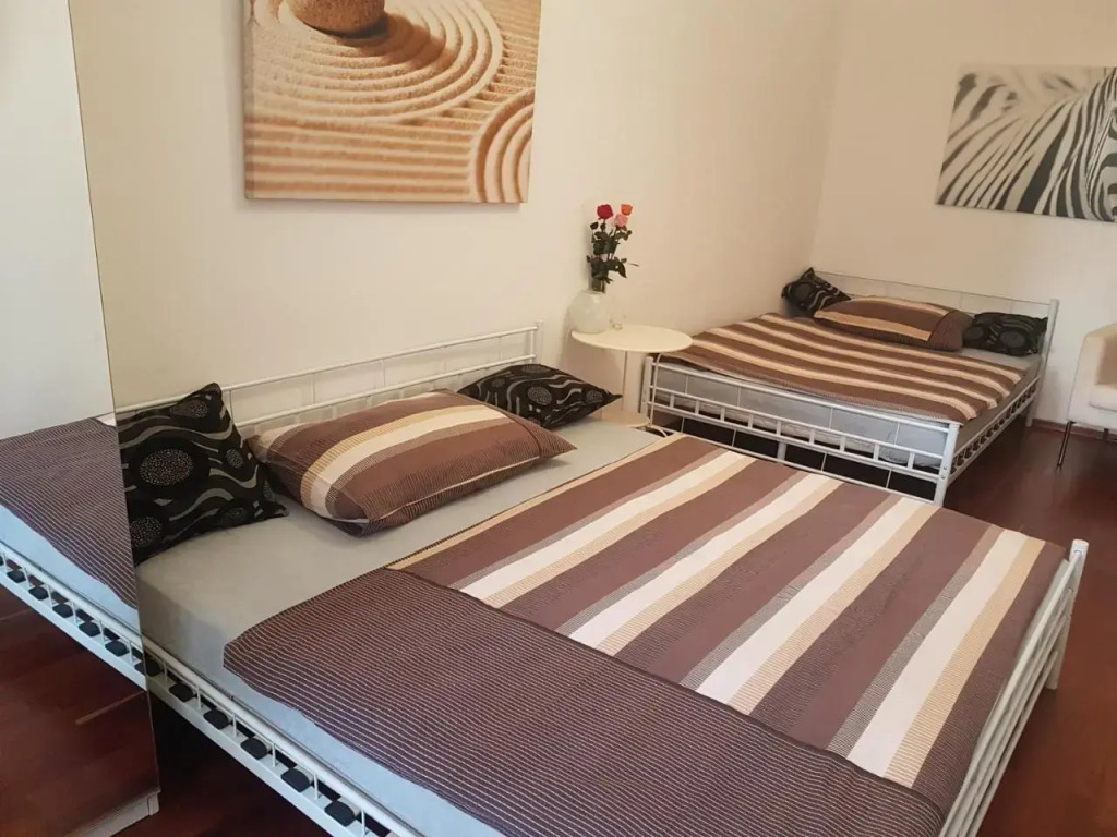 Spacious 3BDR Wenceslas Square