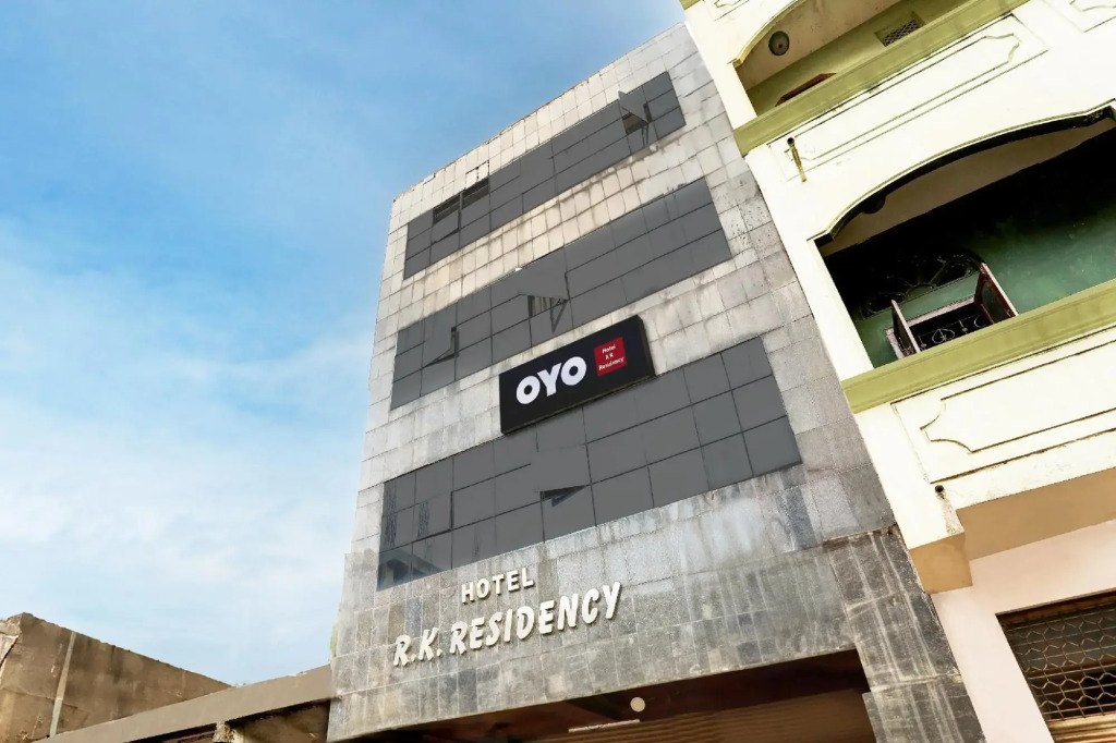 FabHotel RK Residency - Nr S R Nagar Metro Station, Ameerpet