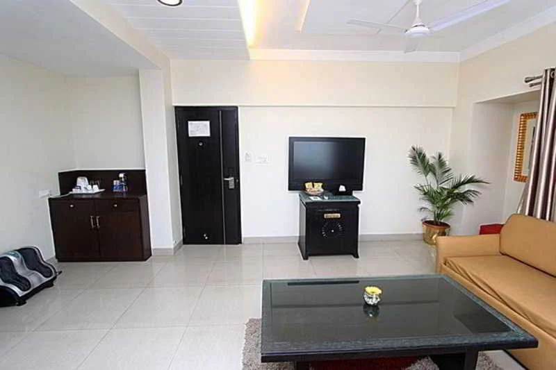 The Ren Hotels