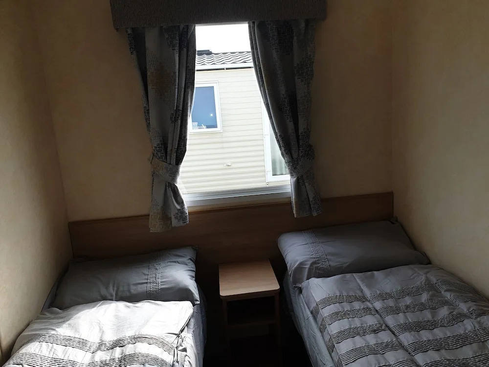 3-bed Caravan in Walton on the Naze