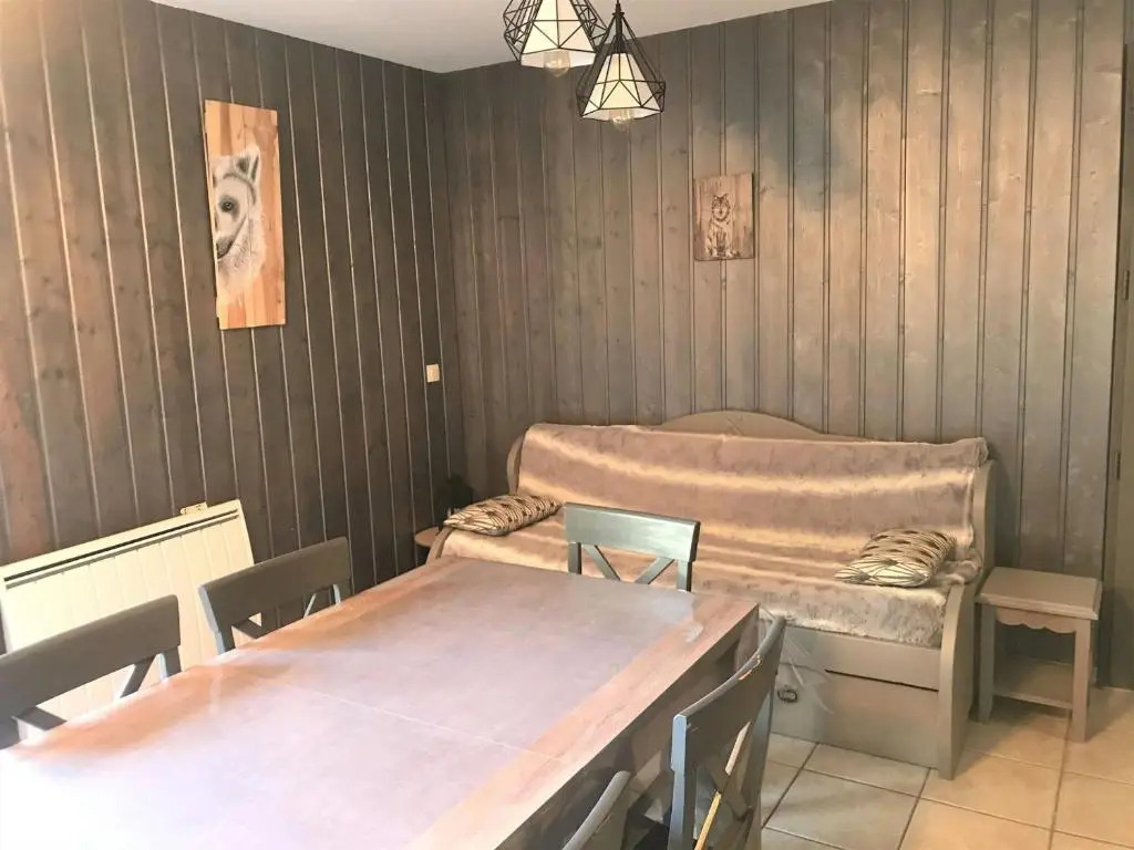 Chalet Mitoyen - 3 Pièces, 7 Pers. - Résidence Les Flocons du Soleil, La Joue du Loup, Dévoluy - FR-1-863-16