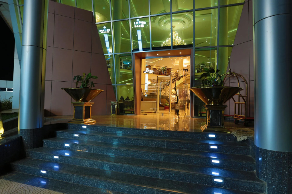 Friendship International Hotel