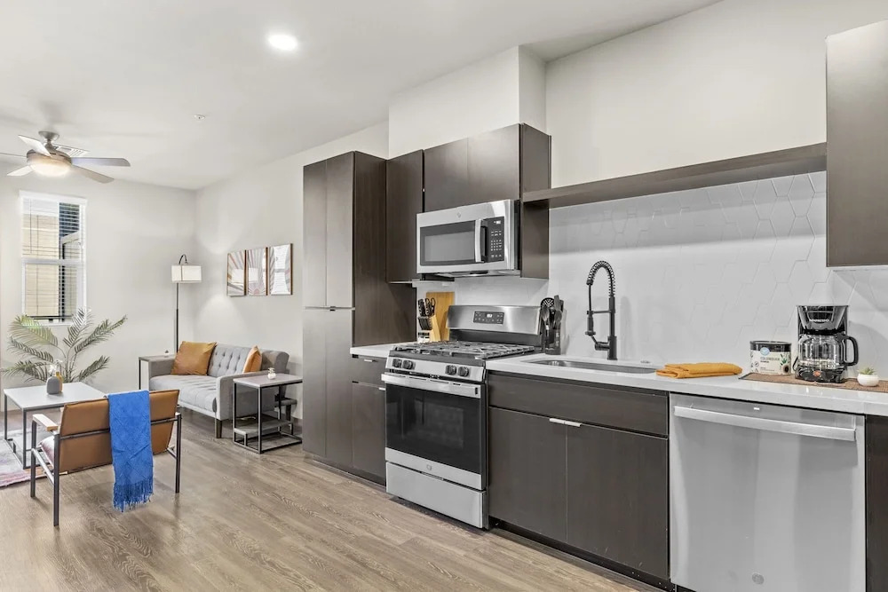 CozySuites at Westgate
