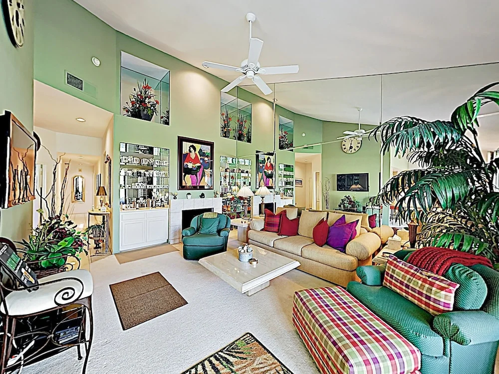 New Listing! All-suite Pga West Townhome W/ Pool 2 Bedroom Condo