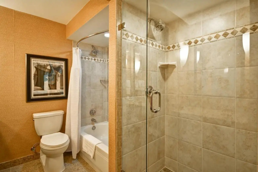 Crowne Plaza Tulsa Hotel Southern Hills