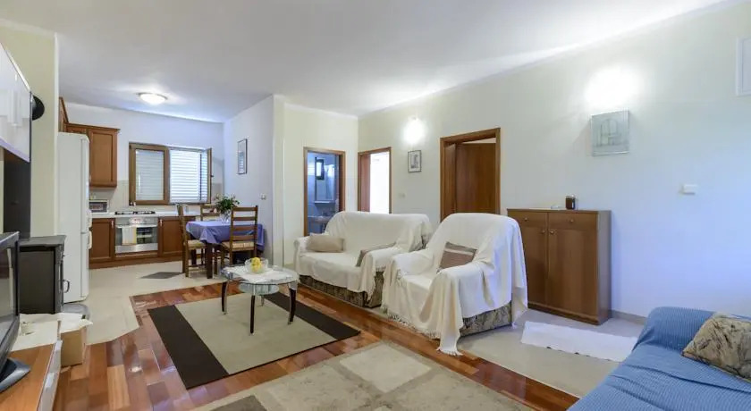 Apartment Petar