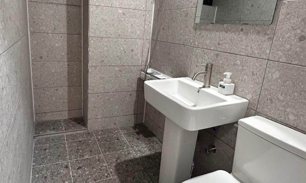 Geoje Island Brown Dot Hotel Gohyeon Branch