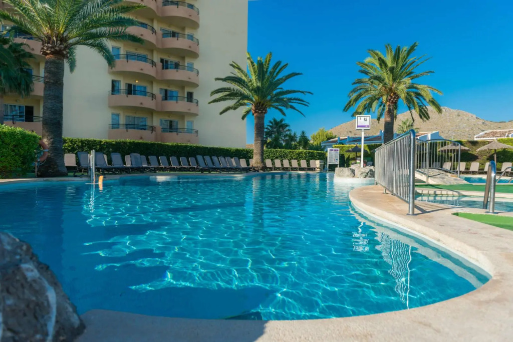 Alcudia Beach Apartments