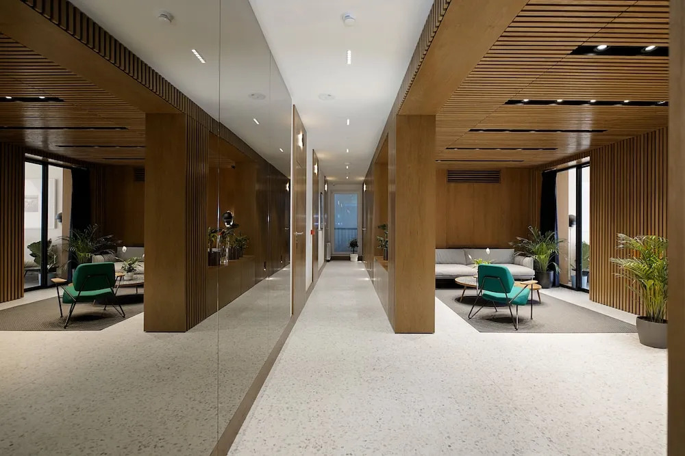Dominic Smart & Luxury Suites - Edition