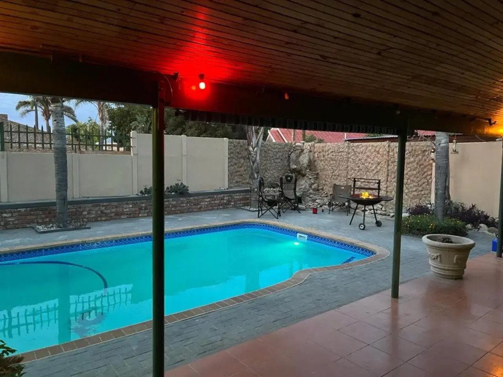 Oppi Draai Guesthouse