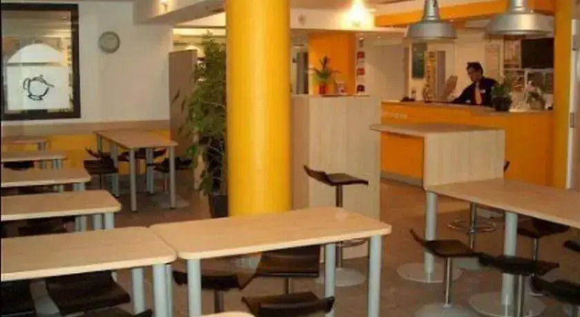 Hotel F1 Roissy Pn2