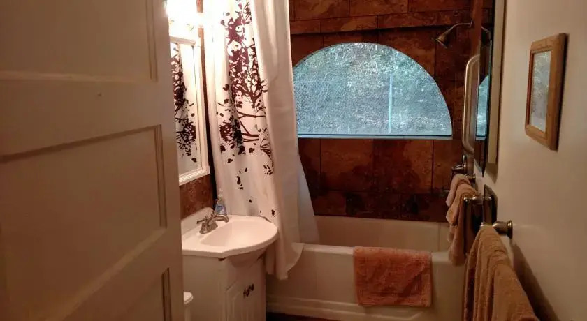 Cozy Cabernet Cabin